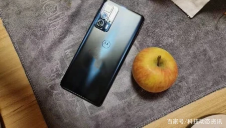 从3299跌至2399,骁龙870+12GB+256GB,上市仅3个月 从3299跌至2399,骁龙870+12GB+256GB,上市仅3个月